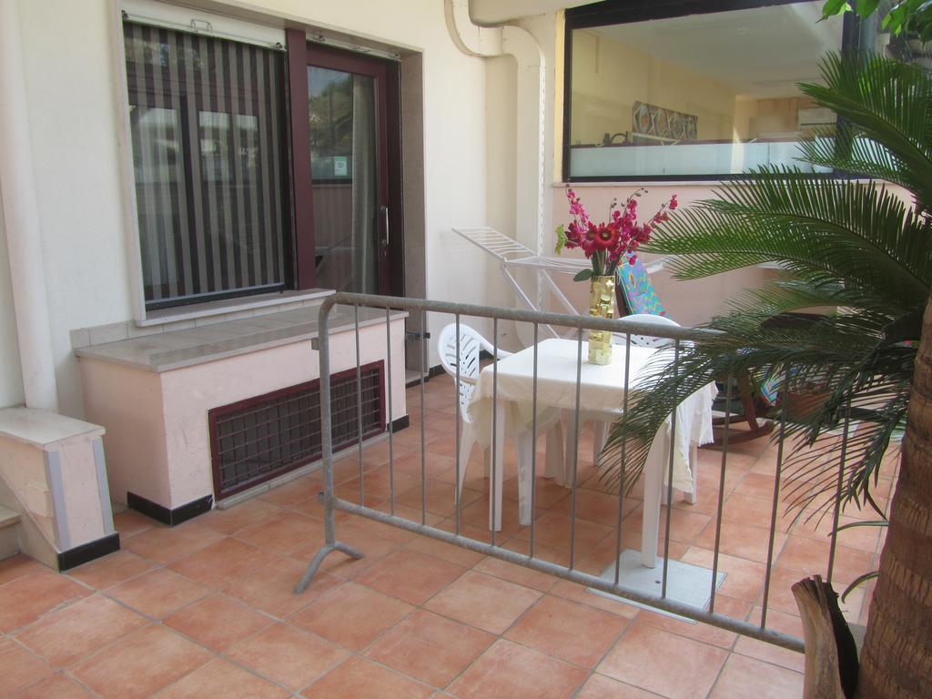 Villa La Magnolia Torre San Giovanni Ugento Exterior foto